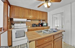 799 HANOVER Pike, LITTLESTOWN, PA 17340