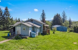 70896 NEER CITY Rd, Rainier, OR 97048
