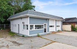 2147 Acushnet Avenue, New Bedford, MA 02745