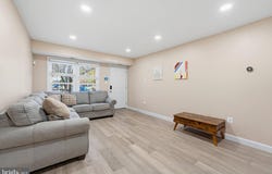 2804 CHABLIS Circle, WOODBRIDGE, VA 22192
