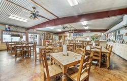213 Schreiner St, Kerrville, TX 78028