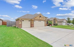 603 Willow Drive, Troy, TX 76579