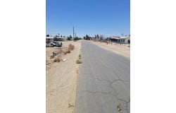 603 E 6th, Niland, CA 92257
