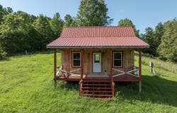 2729 Breeding Road, Edmonton, KY 42129