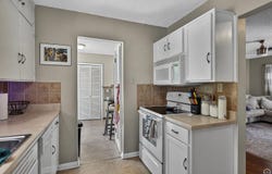 2200 SW High AVE, Topeka, KS 66611