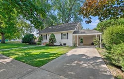 1922 Everett, Caldwell, ID 83605