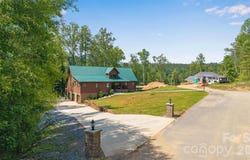 189 Edgewater Point NW, Valdese, NC 28690