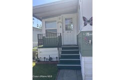 8517 N Sunny Ln, Hayden, ID 83835