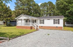 205 Austin Street, Four Oaks, NC 27524
