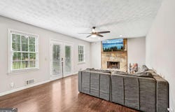 1752 Shadybrook, Lawrenceville, GA 30043