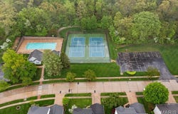 16042 Nantucket Island Drive, Wildwood, MO 63040