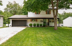 9121 Hayes Drive, Overland Park, KS 66212