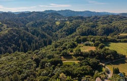 W Dry Creek Road, Healdsburg, CA 95448