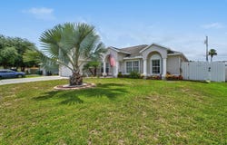 850 SW Tulip Boulevard, Port Saint Lucie, FL 34953