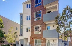 11912 Laurelwood Dr, Studio City, CA 91604