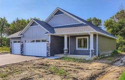 6363 Goodwin Lane, Wyoming, MN 55092