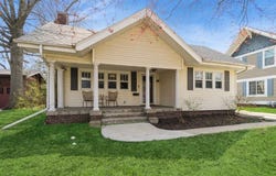 815 S 5th Avenue W, Newton, IA 50208