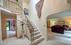 4 Candlelight Court, Smithtown, NY 11787