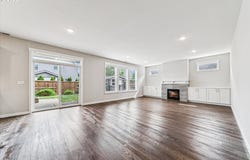 2212 SE 12TH AVE, Canby, OR 97013