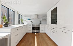 421 Hudson Street, New York, NY 10014