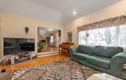 14 Vine Lane, East Northport, NY 11731