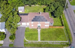 210 Highland Avenue, West Haven, CT 06516