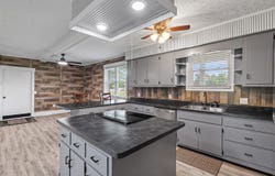 5695 Caneyville Road, Morgantown, KY 42261