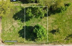 704 Lincoln Ave, Pacific Junction, IA 51561