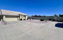 5830 E MCKELLIPS Road, Mesa, AZ 85215