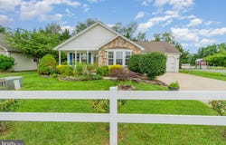 38 LANTERN LANE, SHIPPENSBURG, PA 17257