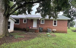 1643 County Road 30, Scottsboro, AL 35768