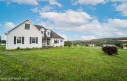 125 Hillview Road, Kunkletown, PA 18058
