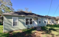 502 W Third St, Brenham, TX 77833