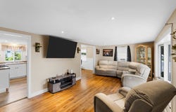 99 Moffitt Ave, Somerset, MA 02726
