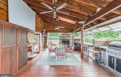 210 E ASHLAND AVENUE, GLENOLDEN, PA 19036