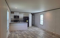 2404 N 8th St, Red Oak, IA 51566