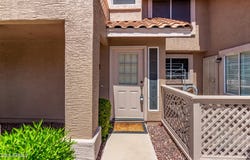 1633 E LAKESIDE Drive, Gilbert, AZ 85234