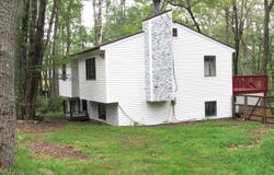 109 Rodeo Lane, Lords Valley, PA 18428
