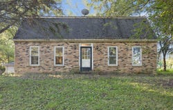 8527 W Dralle Road, Frankfort, IL 60423