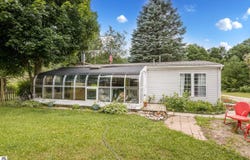 8645 S RAHE ROAD, KINGSLEY, MI 49648