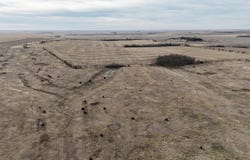 ROAD E7, Almena, KS 67622