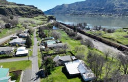 716 WASHINGTON St, Lyle, WA 98635