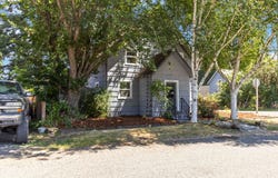 546 4TH AVE, Castle Rock, WA 98611
