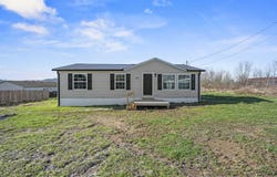 305 Wade Lane, Jeffersonville, KY 40337