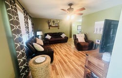 2115 Wayside Ln, Hutchinson, KS 67502