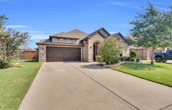 525 Sagebrush Lane, Waxahachie, TX 75165
