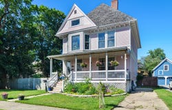 1207 Michigan Avenue, La Porte, IN 46350