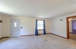 504 N Pine Street, Richland, MO 65556