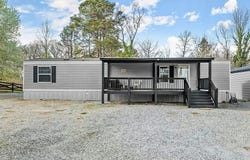 221 McAllister, Cornelia, GA 30531