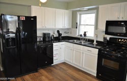 13 Millers Farm Lane, Honesdale, PA 18431